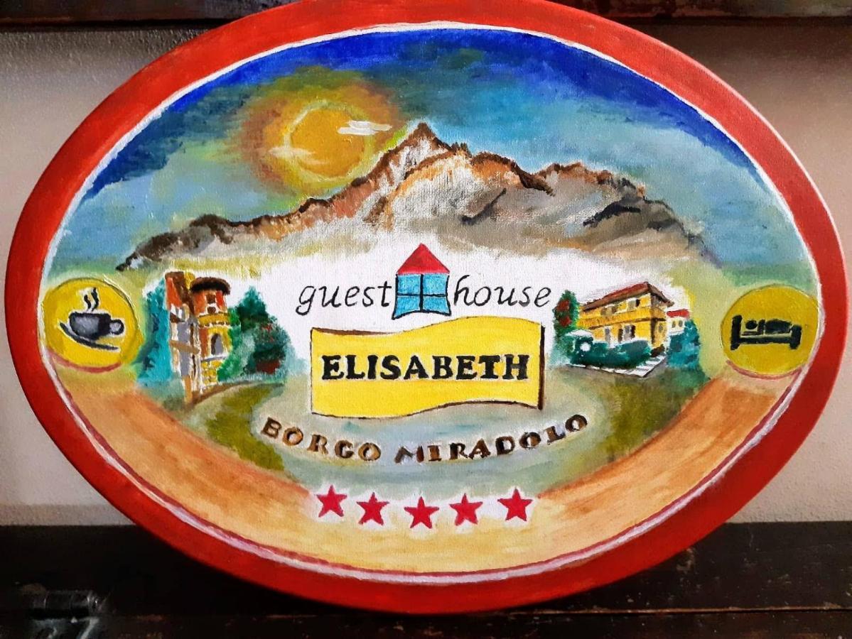 פינרולו Guest House Elisabeth מראה חיצוני תמונה